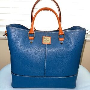 Dooney and Bourke pebbled leather Chelsea handbag, jeans color